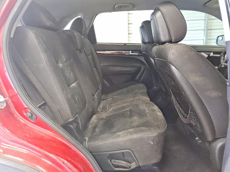 صورة رقم 10 من المزاد - 2015 KIA SORENTO مع VIN 5XYKT3A60FG558938