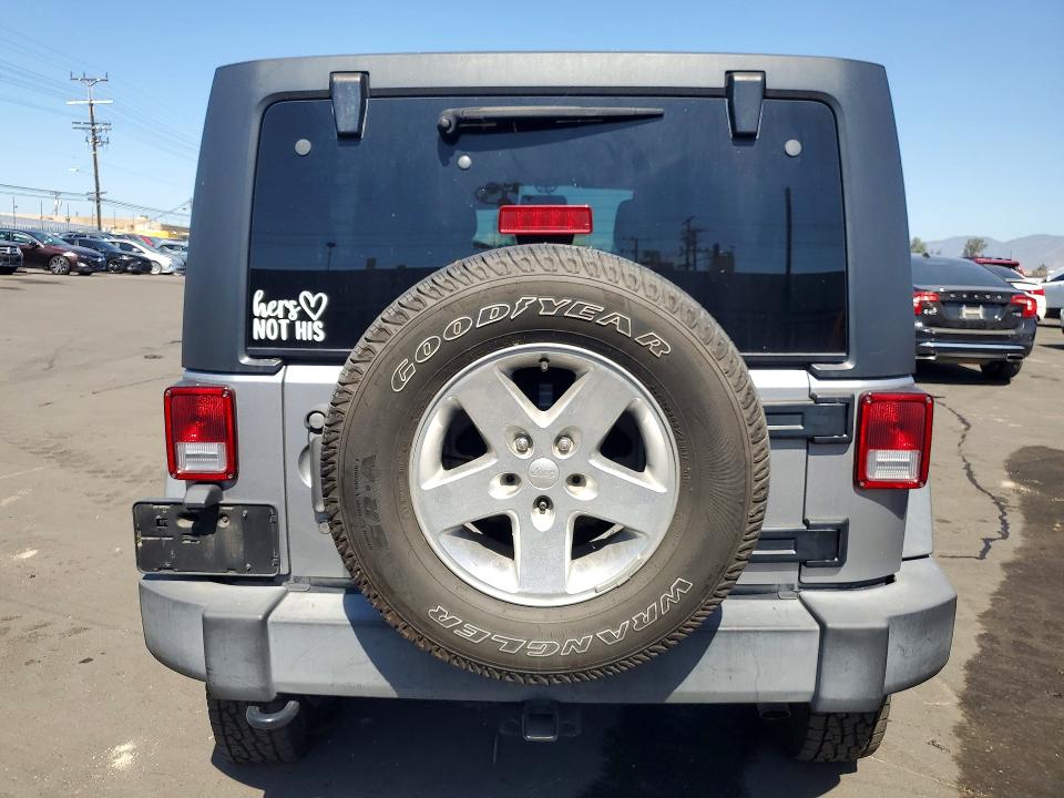 Снимка 6 от търг – 2017 JEEP WRANGLER UNLIMITED с VIN 1C4BJWDG8HL615485