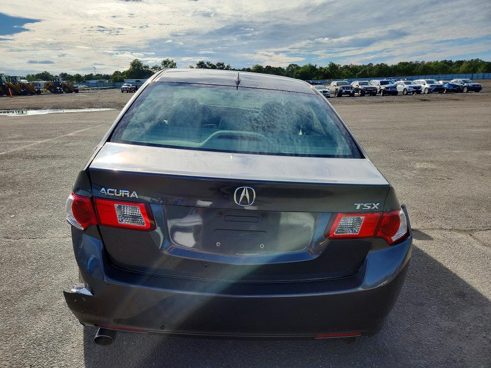 Photo 6 from auction – 2010 ACURA TSX with VIN JH4CU2F60AC042188