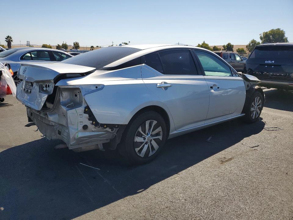 Photo 3 from auction – 2019 NISSAN ALTIMA with VIN 1N4BL4BVXKN316873