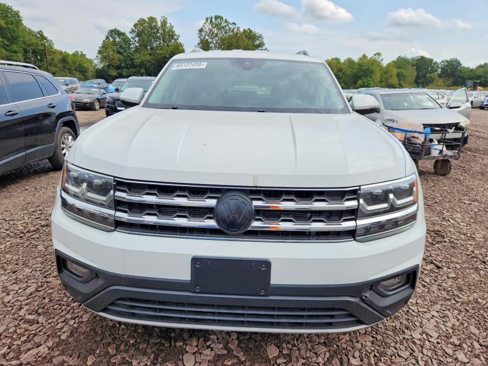Photo 5 from auction – 2019 VOLKSWAGEN ATLAS with VIN 1V2UR2CA4KC579744