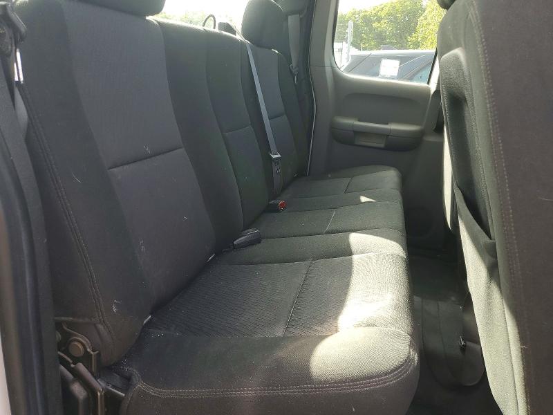 Photo 10 from auction – 2010 CHEVROLET SILVERADO with VIN 1GCSKPEA7AZ131842