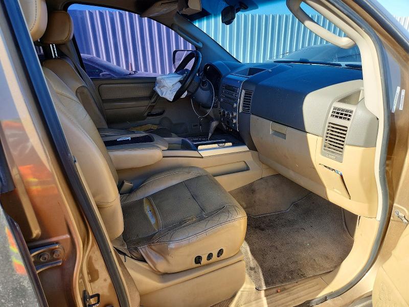 Photo 13 from auction – 2005 NISSAN ARMADA with VIN 5N1AA08A15N720668