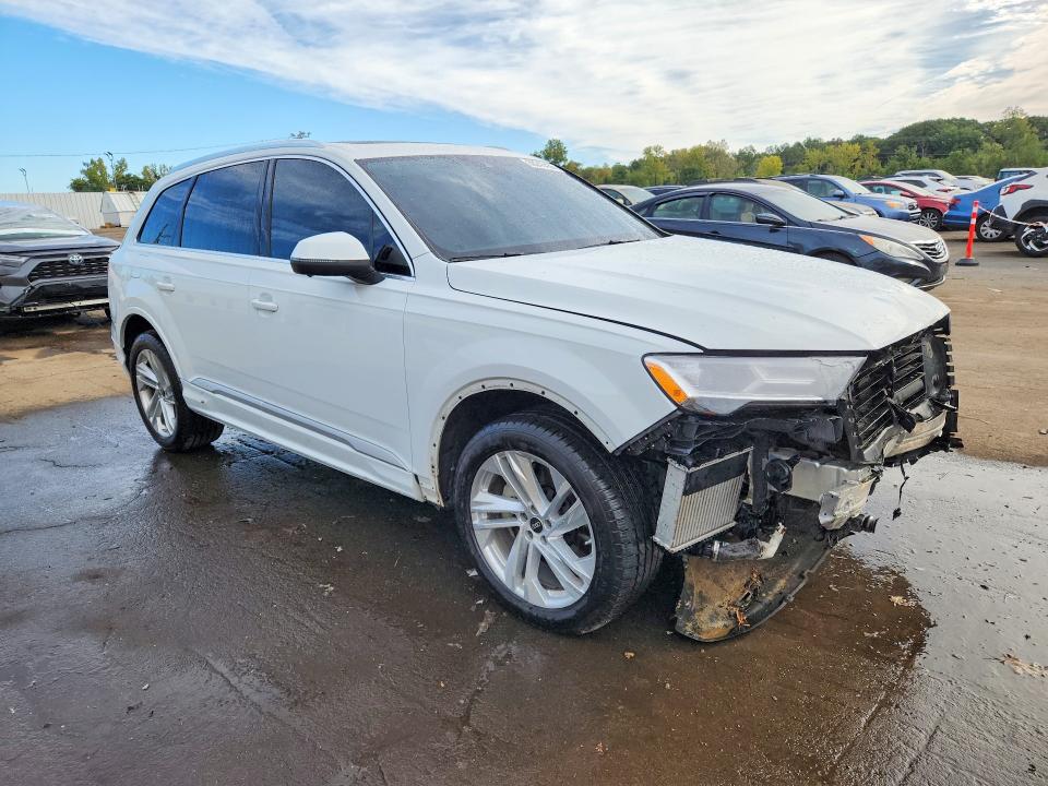 Foto 4 de la subasta – 2022 AUDI Q7 con VIN WA1LXBF74ND015216