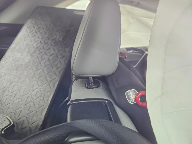 Photo 11 from auction – 2020 TOYOTA RAV4 with VIN 2T3D1RFV3LW086572