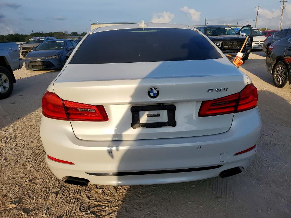 Zdjęcie 6 z aukcji – 2018 BMW 540 z VIN WBAJE5C50JWA92610