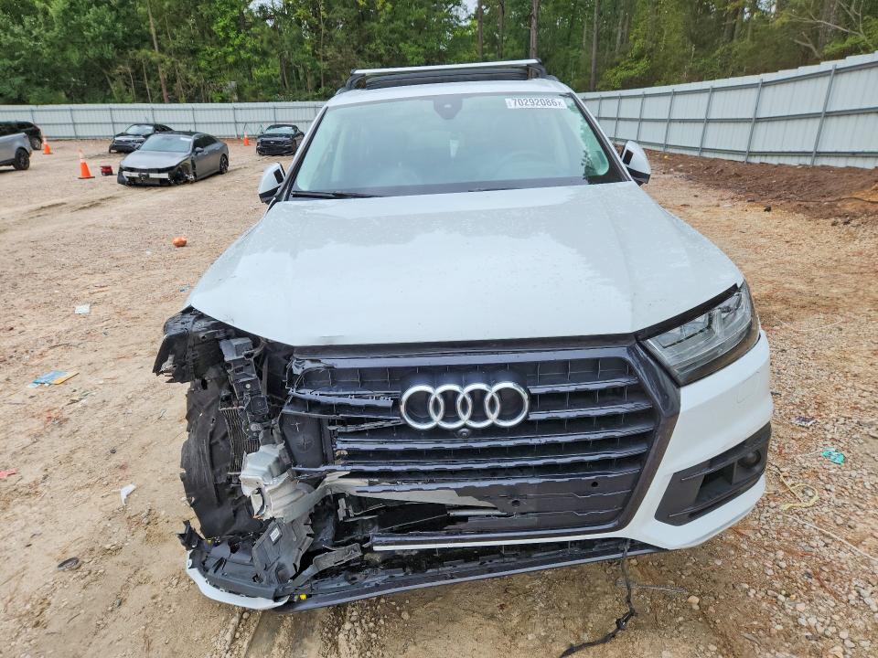 Foto 5 de la subasta – 2018 AUDI Q7 con VIN WA1VAAF75JD037952