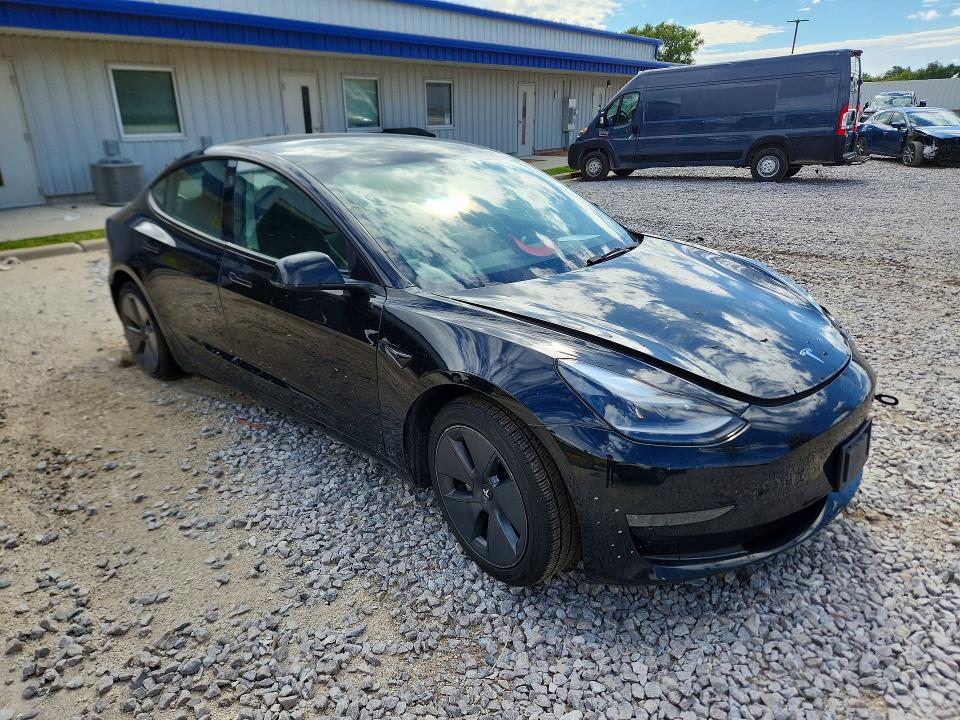 Photo 4 from auction – 2022 TESLA MODEL 3 with VIN 5YJ3E1EA6NF372019