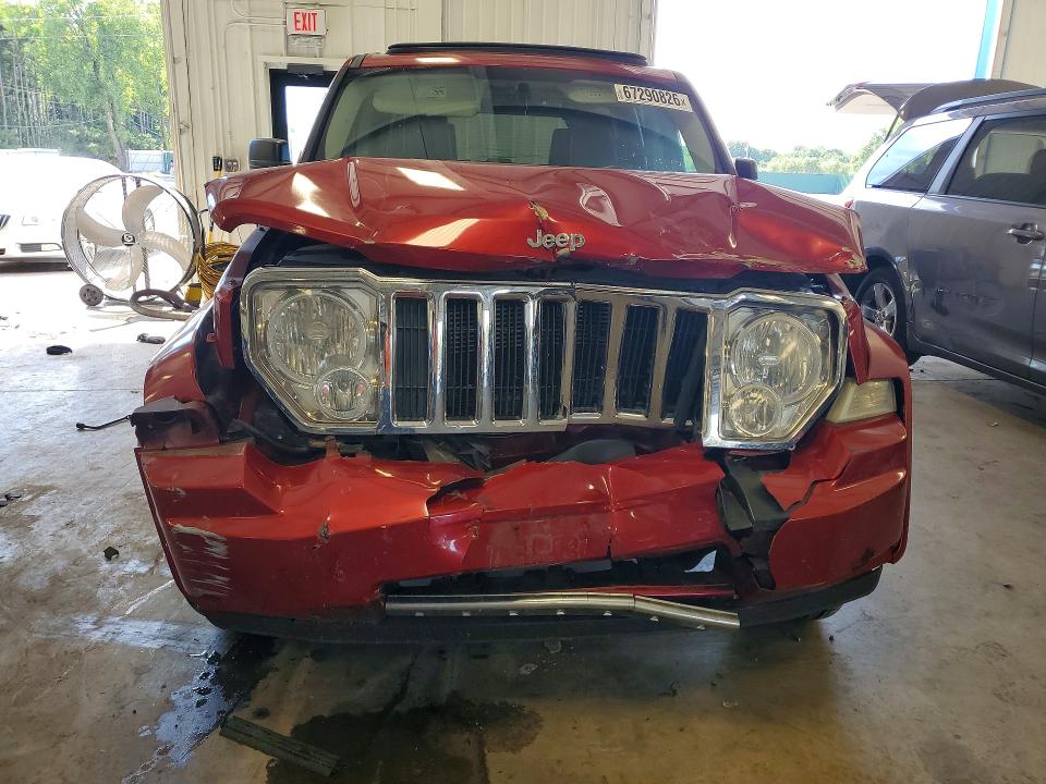 Photo 5 from auction – 2008 JEEP LIBERTY with VIN 1J8GN58K58W256333