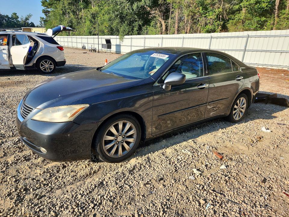 LEXUS ES 2007 with VIN JTHBJ46G372056352 - Photo from auction