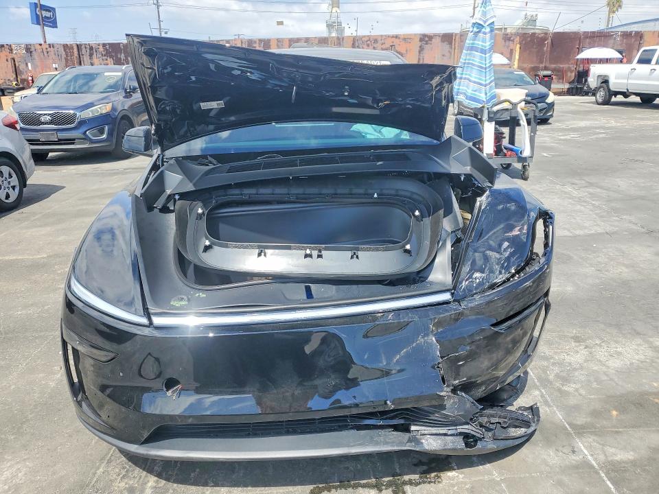 Zdjęcie 5 z aukcji – 2026 TESLA MODEL Y z VIN 7SAYGAEE7TF700289