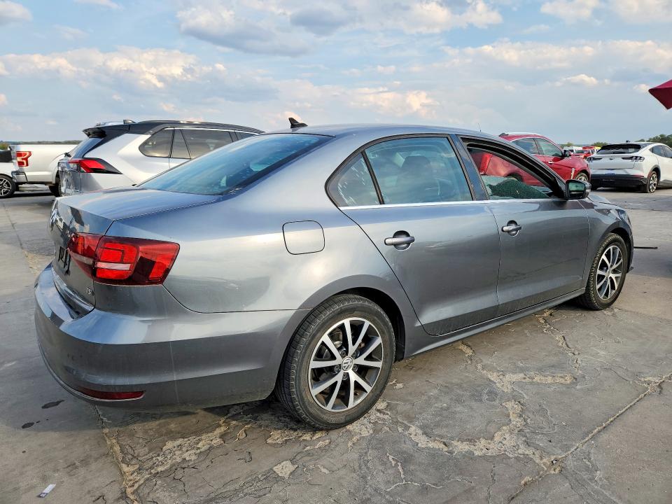 Photo 3 from auction – 2017 VOLKSWAGEN JETTA with VIN 3VWDB7AJ2HM380864