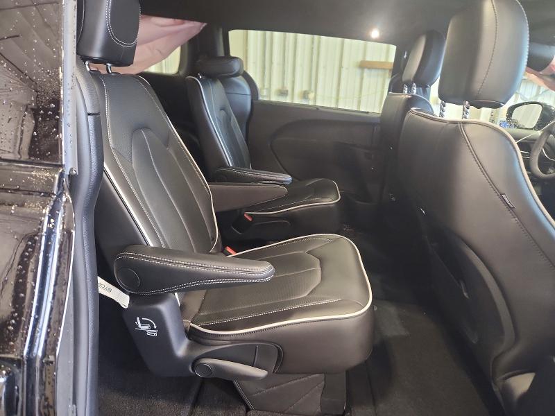 Фото 11 с аукциона – 2027 CHRYSLER PACIFICA с VIN 2C4RC1GG9VR583981
