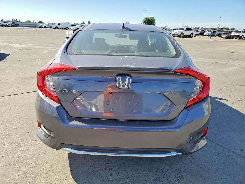 Снимка 6 от търг – 2019 HONDA CIVIC с VIN 19XFC1F72KE215238