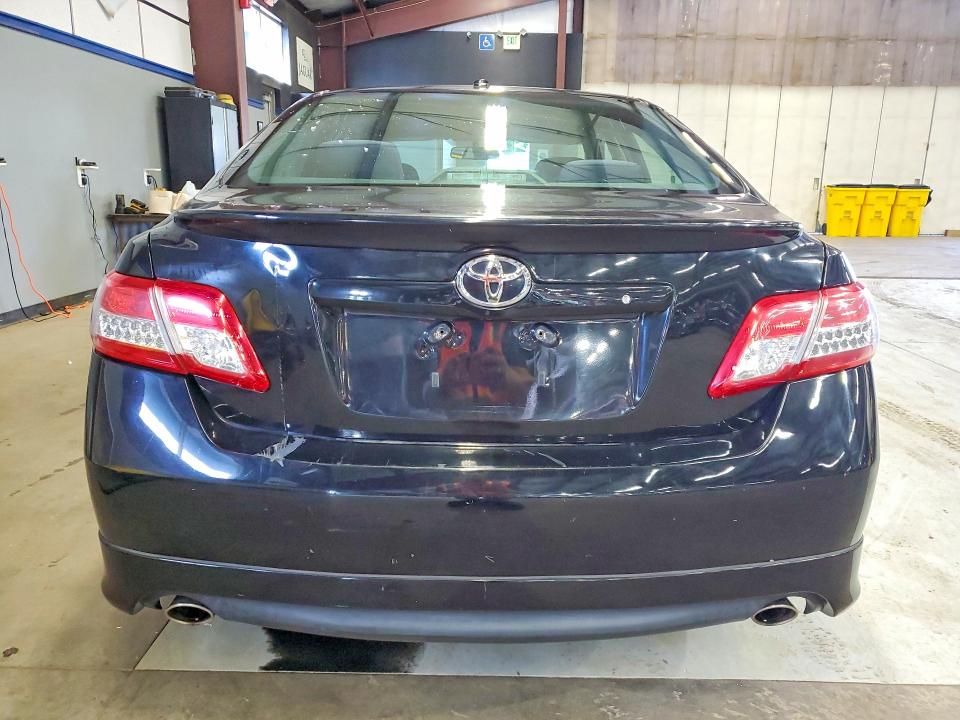 Photo 6 from auction – 2011 TOYOTA CAMRY with VIN 4T1BF3EK4BU118854