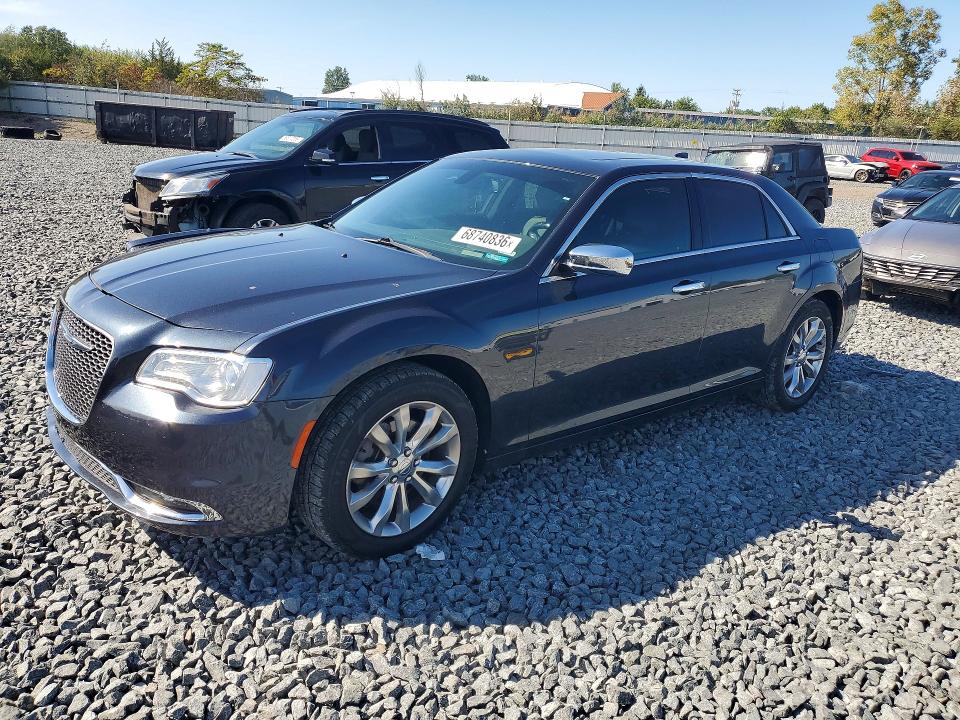 2017 CHRYSLER 300C - Търг №68740836