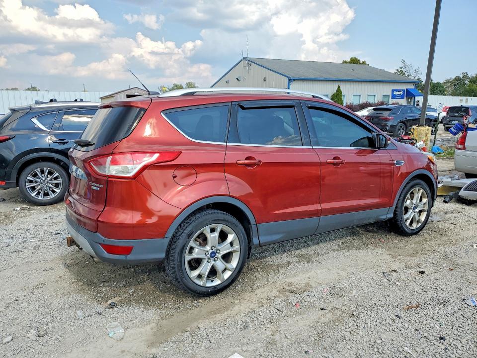 صورة رقم 3 من المزاد - 2016 FORD ESCAPE مع VIN 1FMCU9J98GUC23131
