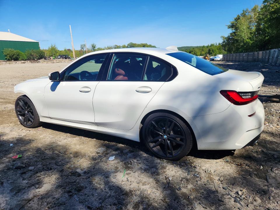 Photo 2 from auction – 2022 BMW 330XI with VIN 3MW5R7J00N8C76109
