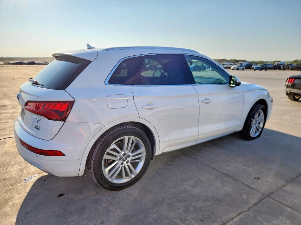 Photo 3 from auction – 2018 AUDI Q5 with VIN WA1BNAFY6J2010769