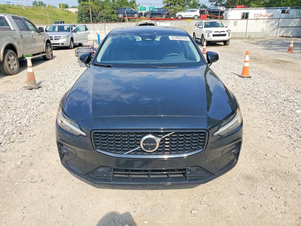 Photo 5 from auction – 2023 VOLVO S60 with VIN 7JRL12TW4PG244386