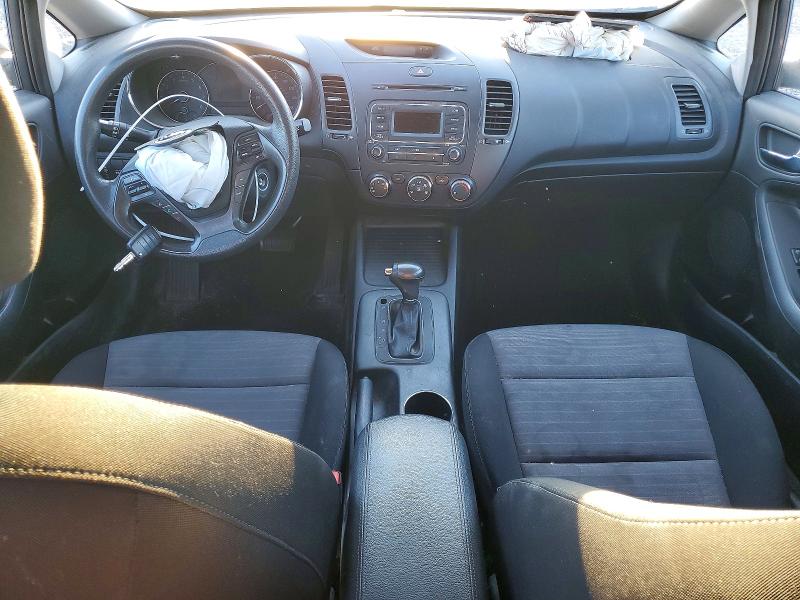 Photo 8 from auction – 2016 KIA FORTE5 with VIN KNAFK5A8XG5647277