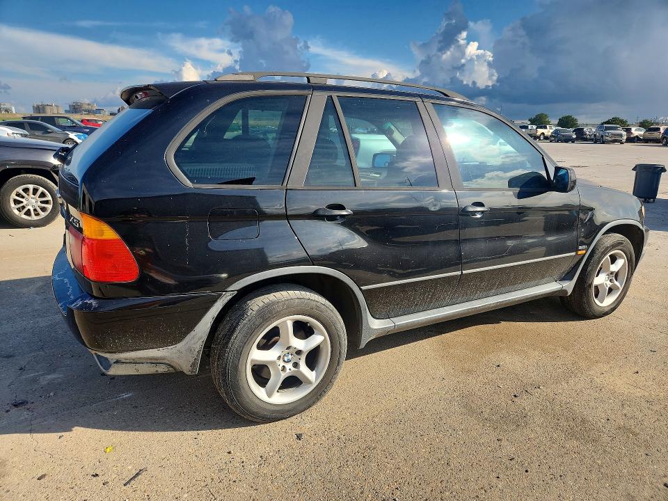 Photo 3 from auction – 2003 BMW X5 with VIN 5UXFA535X3LV85960