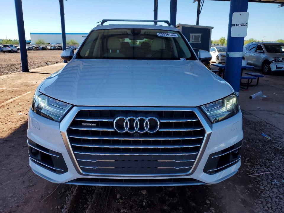 Снимка 5 от търг – 2019 AUDI Q7 с VIN WA1LAAF76KD021560