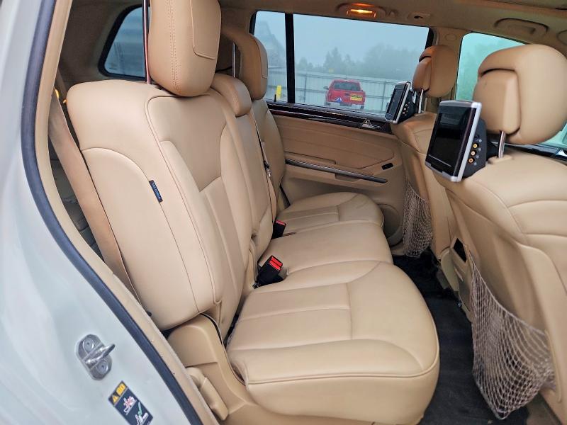 Photo 11 from auction – 2012 MERCEDES-BENZ GL with VIN 4JGBF2FE9CA796943