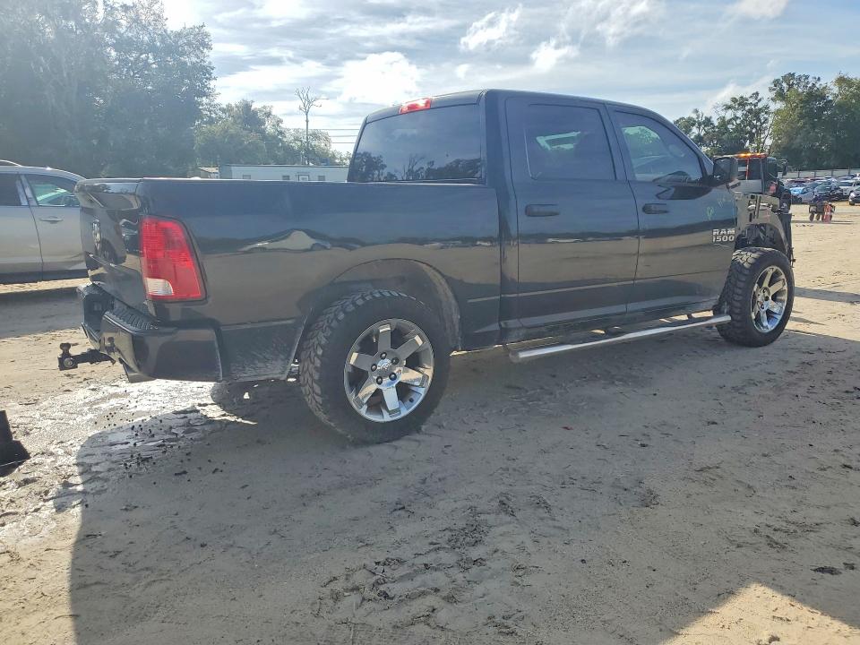 Photo 3 from auction – 2016 RAM 1500 with VIN 1C6RR6KT8GS183547