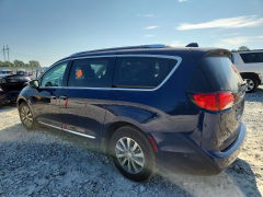Photo 2 from auction – 2020 CHRYSLER PACIFICA with VIN 2C4RC1N73LR187772