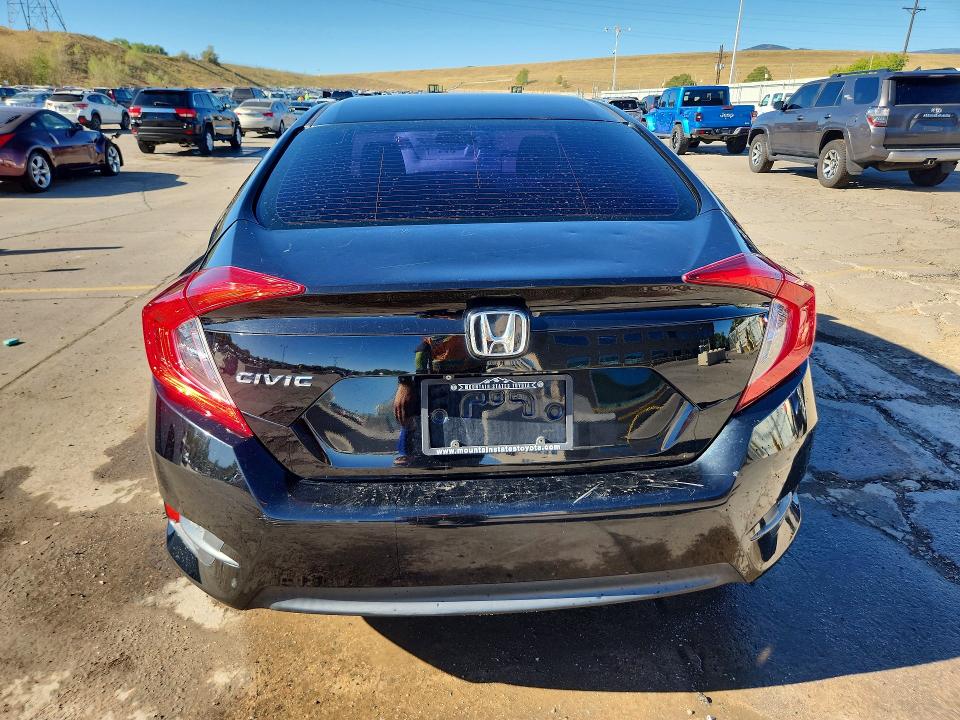 Photo 6 from auction – 2017 HONDA CIVIC with VIN 2HGFC2F5XHH549570