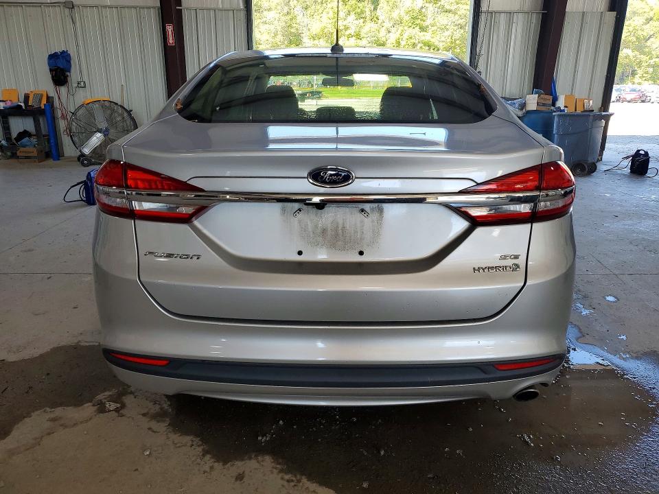 Photo 6 from auction – 2017 FORD FUSION with VIN 3FA6P0LU2HR181222