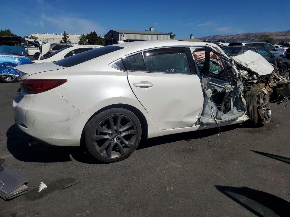 Photo 3 from auction – 2016 MAZDA 6 with VIN JM1GJ1W56G1461700