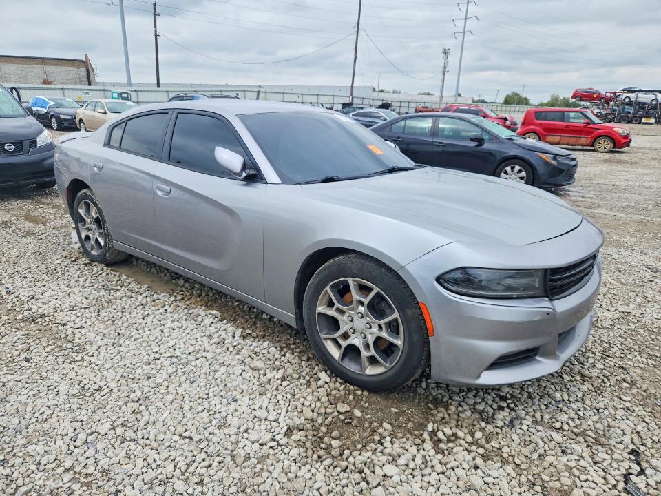 Снимка 4 от търг – 2015 DODGE CHARGER с VIN 2C3CDXJG3FH920400