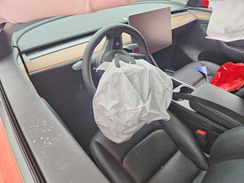 Снимка 8 от търг – 2023 TESLA MODEL Y с VIN 7SAYGAEE6PF865191