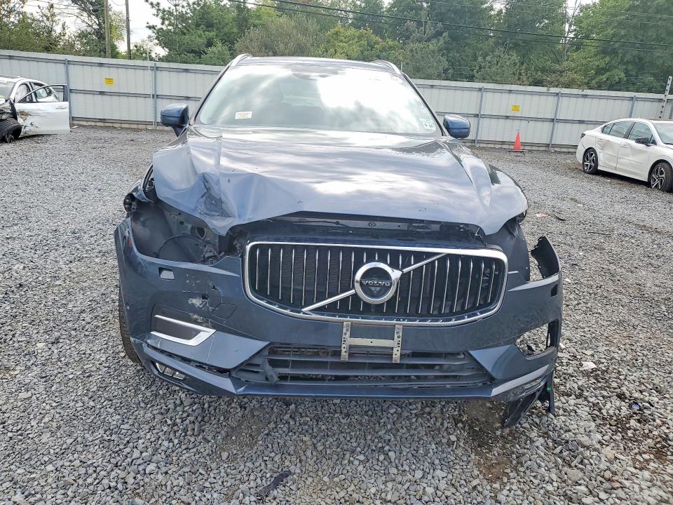 Photo 5 from auction – 2019 VOLVO XC60 with VIN LYVA22RL2KB301933