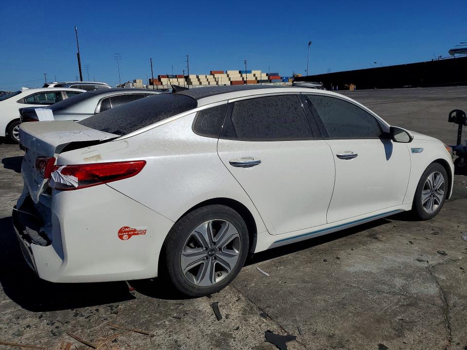 Photo 3 from auction – 2017 KIA OPTIMA PLUG-IN HYBRID with VIN KNAGV4LD3H5011723