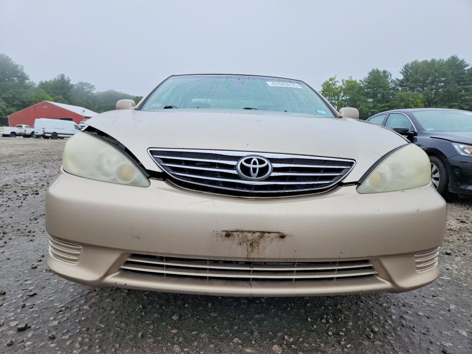 Photo 5 from auction – 2005 TOYOTA CAMRY with VIN 4T1BE30K65U077190
