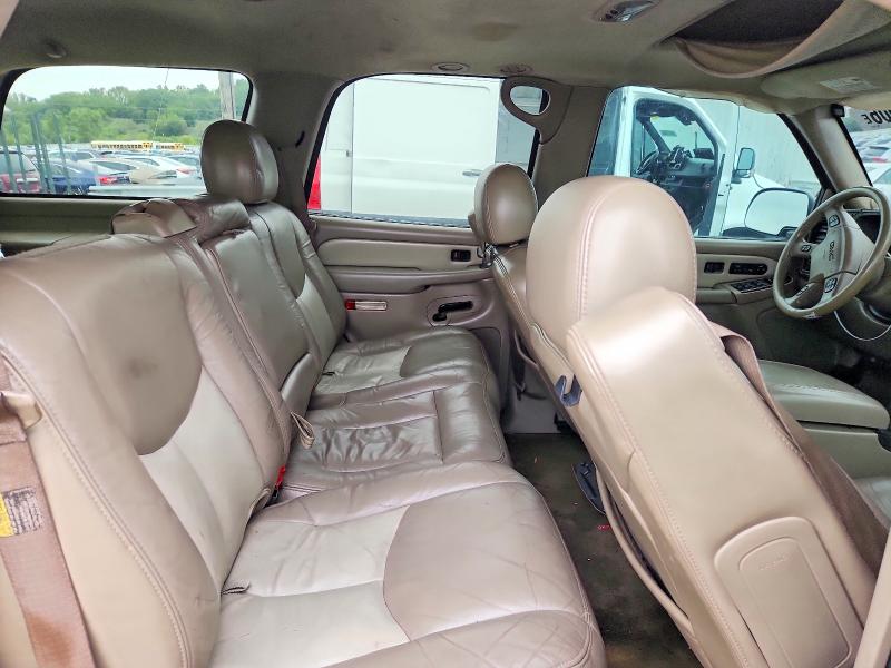 Снимка 11 от търг – 2004 GMC YUKON с VIN 1GKEK63U04J143570