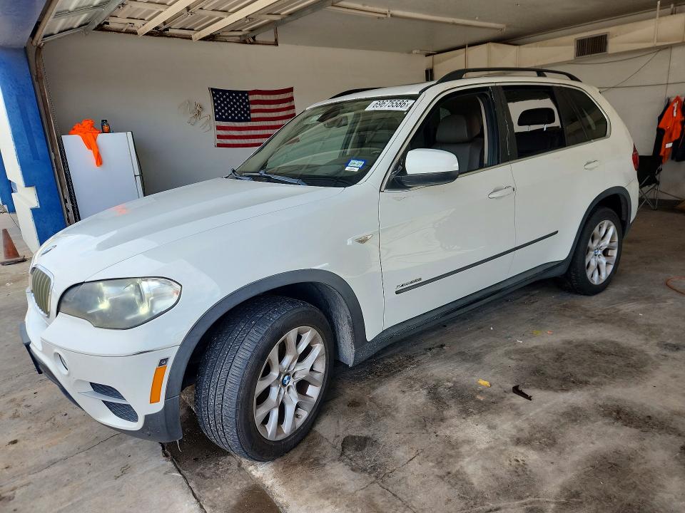 Zdjęcie 1 z aukcji – 2013 BMW X5 z VIN 5UXZV4C59D0B06705