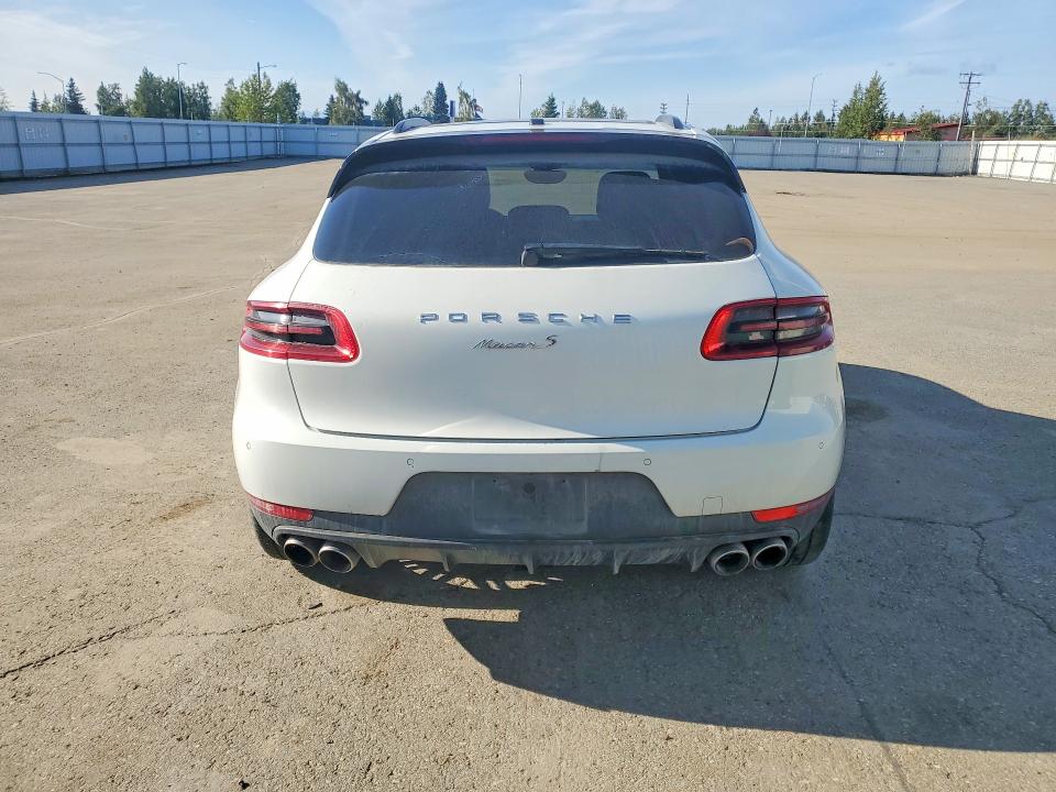 Photo 6 from auction – 2017 PORSCHE MACAN with VIN WP1AB2A54HLB11311