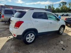 Photo 3 from auction – 2019 CHEVROLET TRAX with VIN KL7CJLSB9KB796522