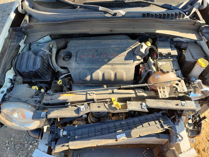 Photo 12 from auction – 2016 JEEP RENEGADE with VIN ZACCJABT0GPC46560