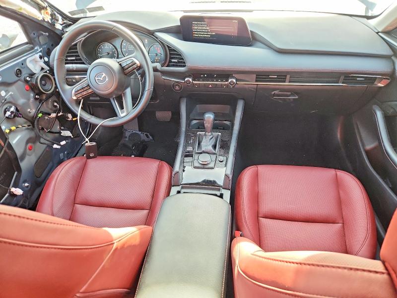 Снимка 8 от търг – 2025 MAZDA 3 с VIN 3MZBPBCM2SM470574