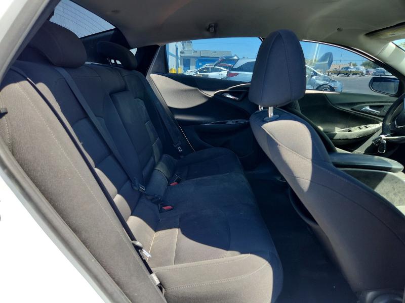 Photo 10 from auction – 2018 CHEVROLET MALIBU with VIN 1G1ZD5ST7JF266445