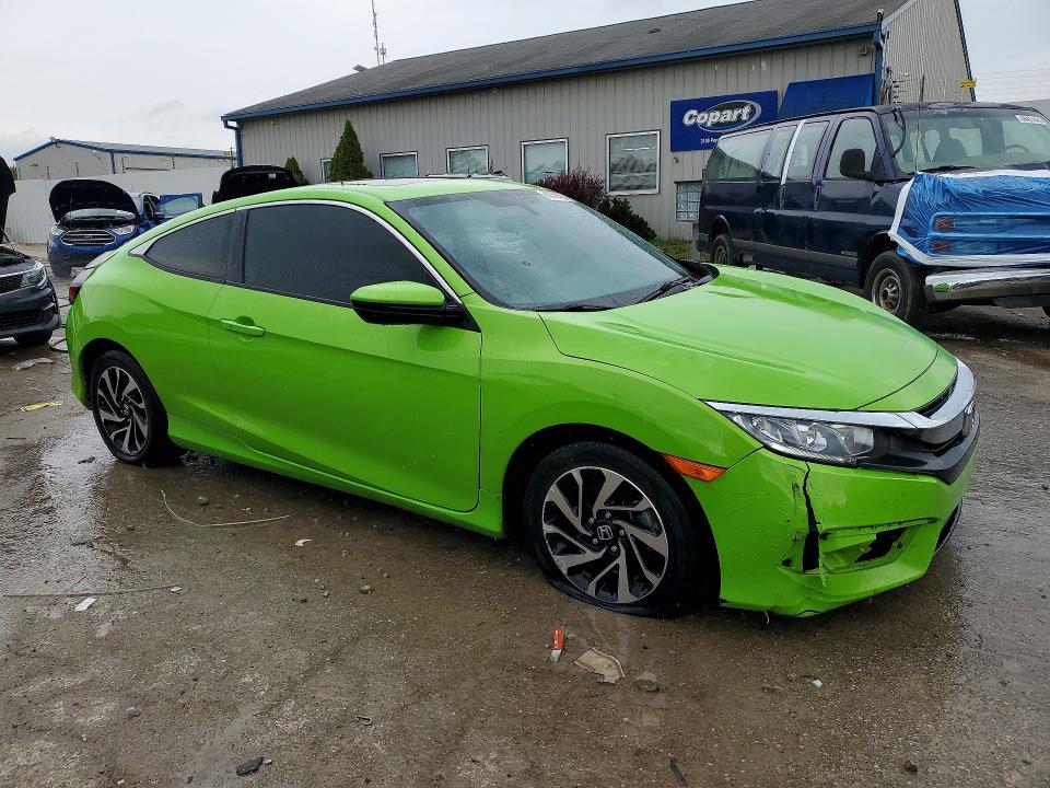 Zdjęcie 4 z aukcji – 2017 HONDA CIVIC z VIN 2HGFC4B03HH310240