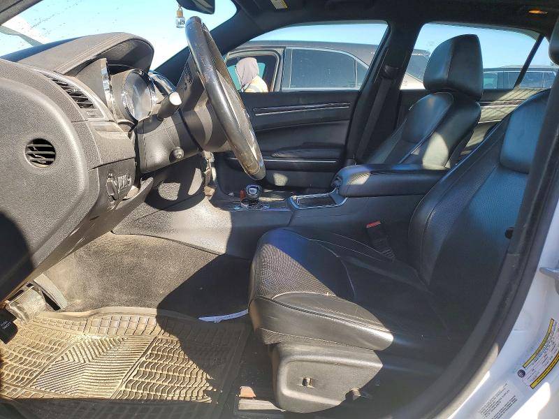 Photo 7 from auction – 2014 CHRYSLER 300C with VIN 2C3CCAKG3EH125506