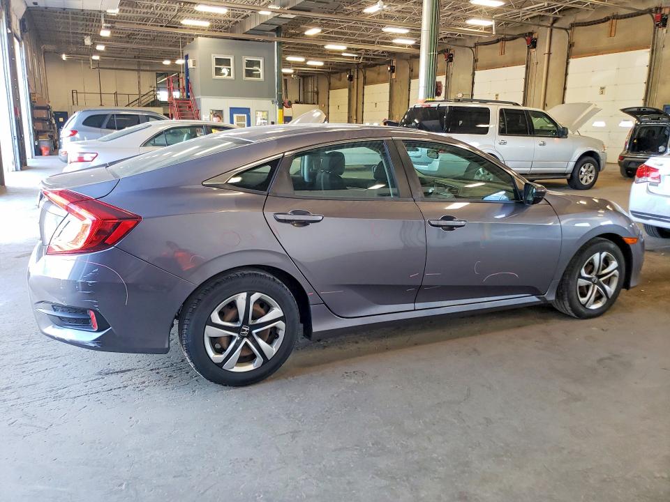 Photo 3 from auction – 2016 HONDA CIVIC with VIN 19XFC2F5XGE011279