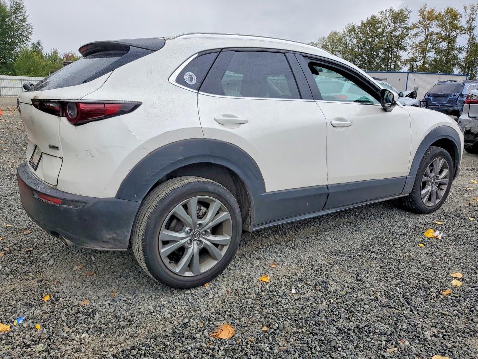 Photo 3 from auction – 2022 MAZDA CX-30 with VIN 3MVDMBCL4NM431855