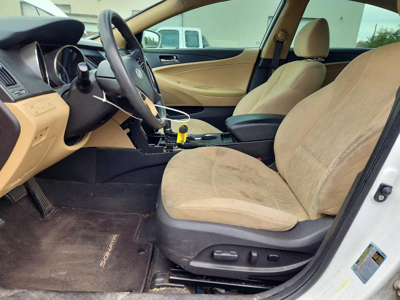 Photo 7 from auction – 2011 HYUNDAI SONATA with VIN 5NPEB4AC0BH268598